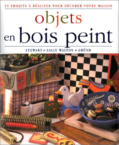 Objets en bois peint