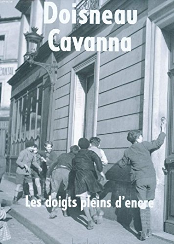 les doigts pleins d'encre