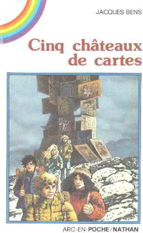 Cinq châteaux de cartes