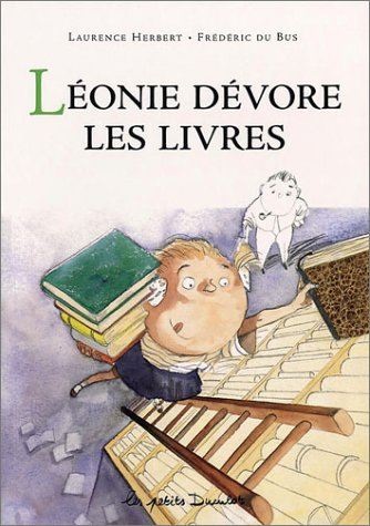 Léonie dévore les livres