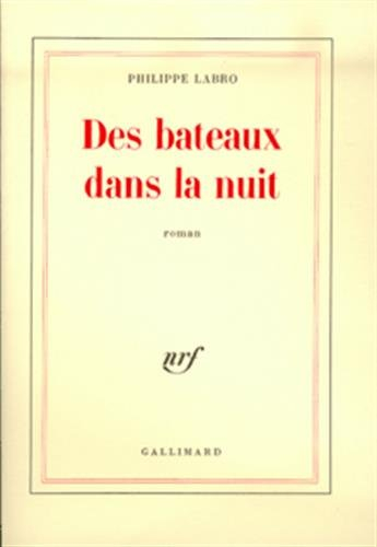 Des bateaux dans la nuit