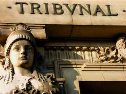 La robe et la plume : onze affaires criminelles du Grand Ouest