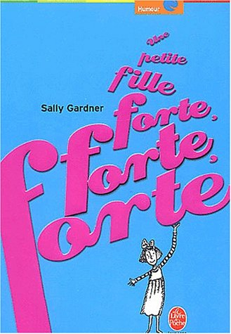 Une petite fille forte, forte, forte