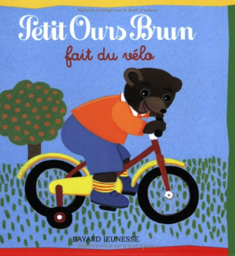 Petit Ours Brun fait du vélo