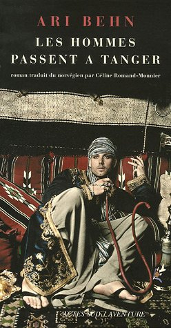 Les hommes passent à Tanger
