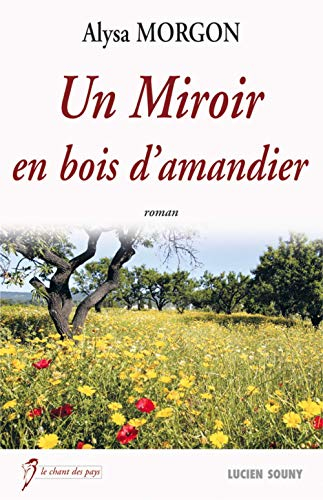 Un miroir en bois d'amandier