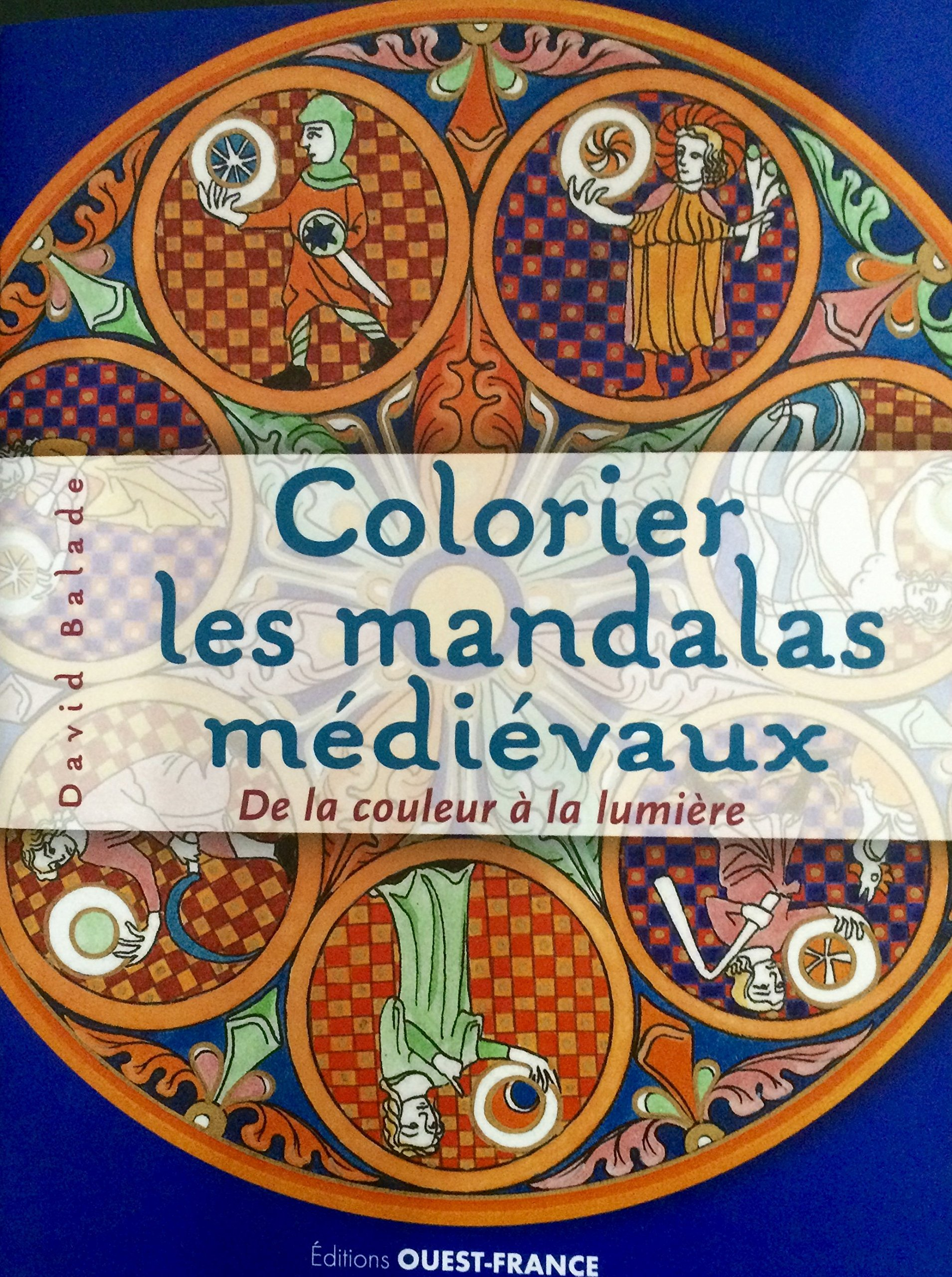 Colorier les mandalas médiévaux : de la couleur à la lumière