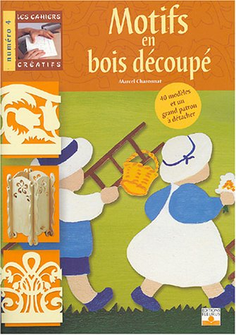 Motifs en bois découpé