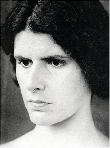 Tête, archéologie du présent