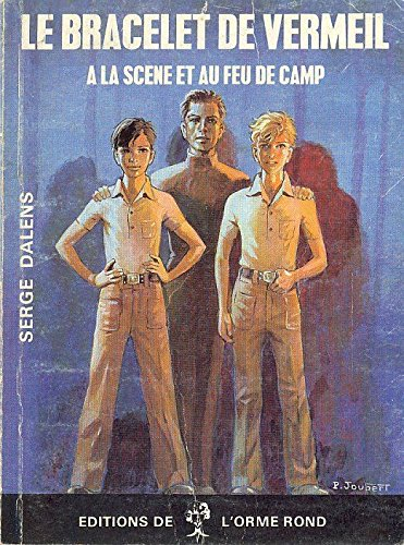 le bracelet de vermeil à la scène et au feu de camp