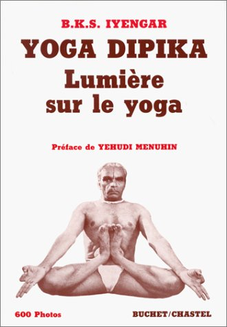 yoga dipika. lumière sur le yoga
