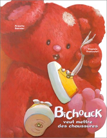 Bébé Bichouck veut mettre ses chaussures