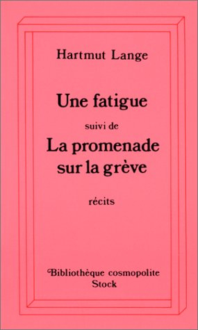 Une fatigue. La promenade sur la grève