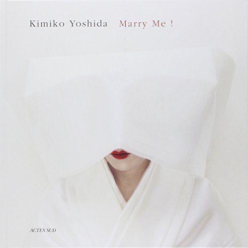 Marry me : les mariées intangibles : autoportraits