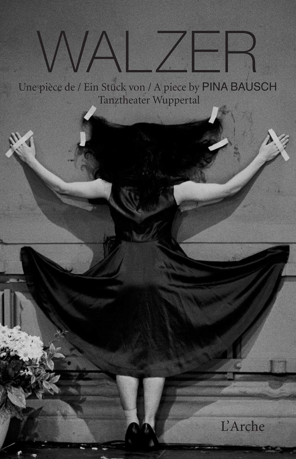 Walzer : une pièce de Pina Bausch : extrait d'une représentation au Schauspielhaus Wuppertal. Walzer
