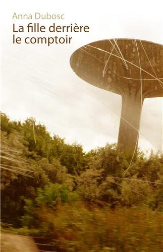 La fille derrière le comptoir