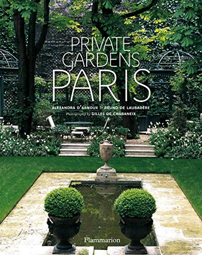 Private gardens of Paris