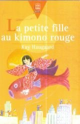 la petite fille au kimono rouge