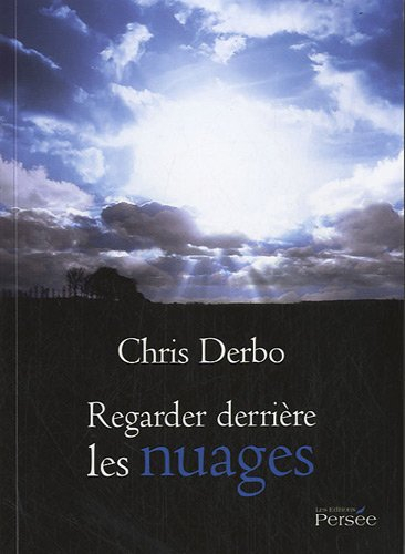 regarder derrière les nuages