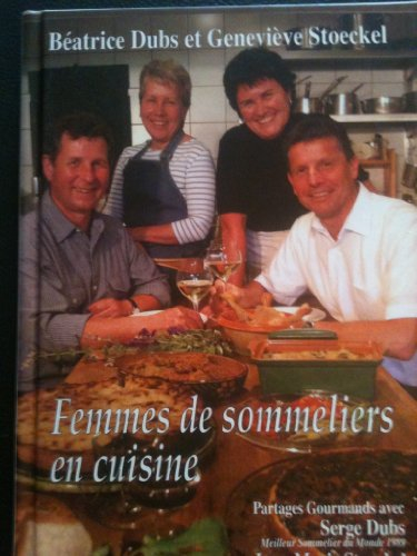 Femmes de sommeliers en cuisine