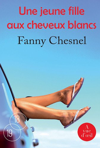 Une jeune fille aux cheveux blancs