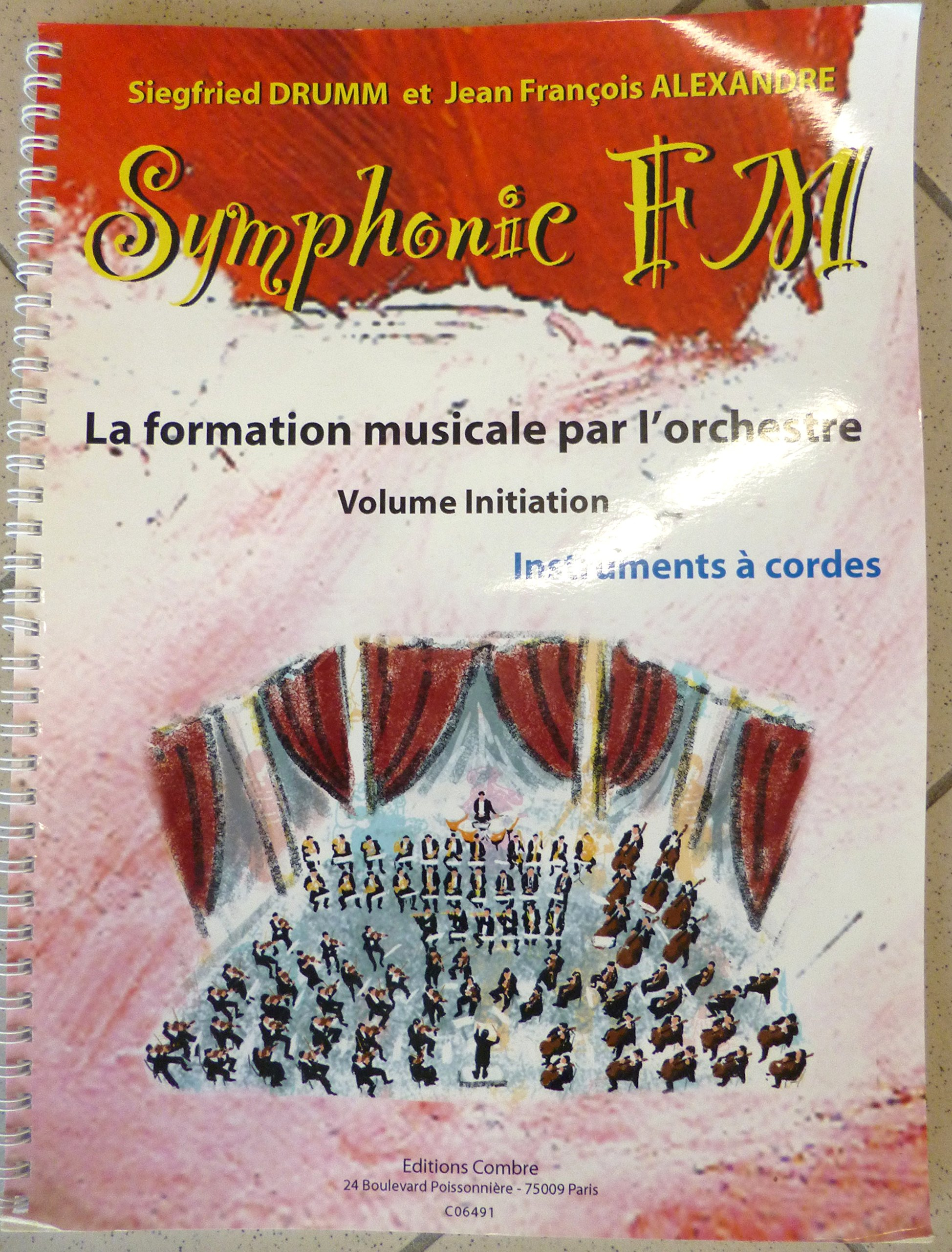 Symphonic fm initiation : eleve : piano, percussion et guitare --- formation musicale
